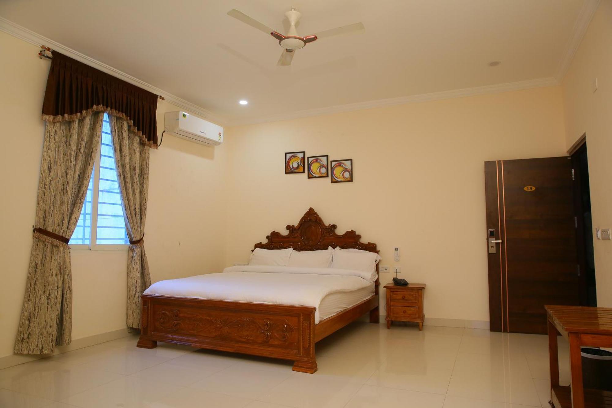 Saba Executive Rooms And Apartments Hyderabad Bagian luar foto