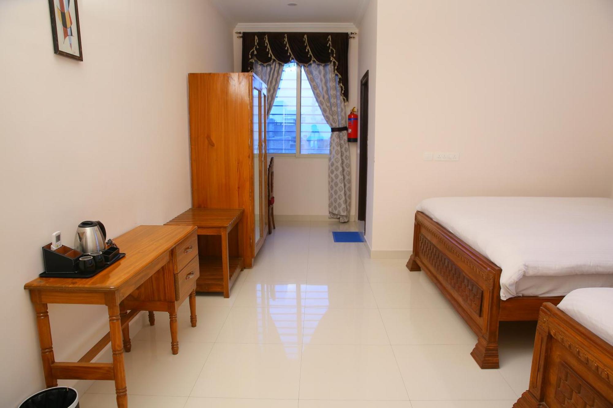 Saba Executive Rooms And Apartments Hyderabad Bagian luar foto